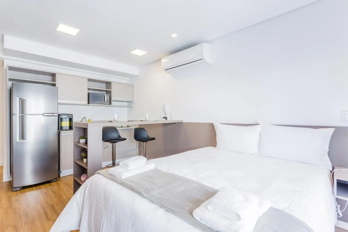 BHomy Bela Vista Completo e localização APM1204 Apartamento São Paulo